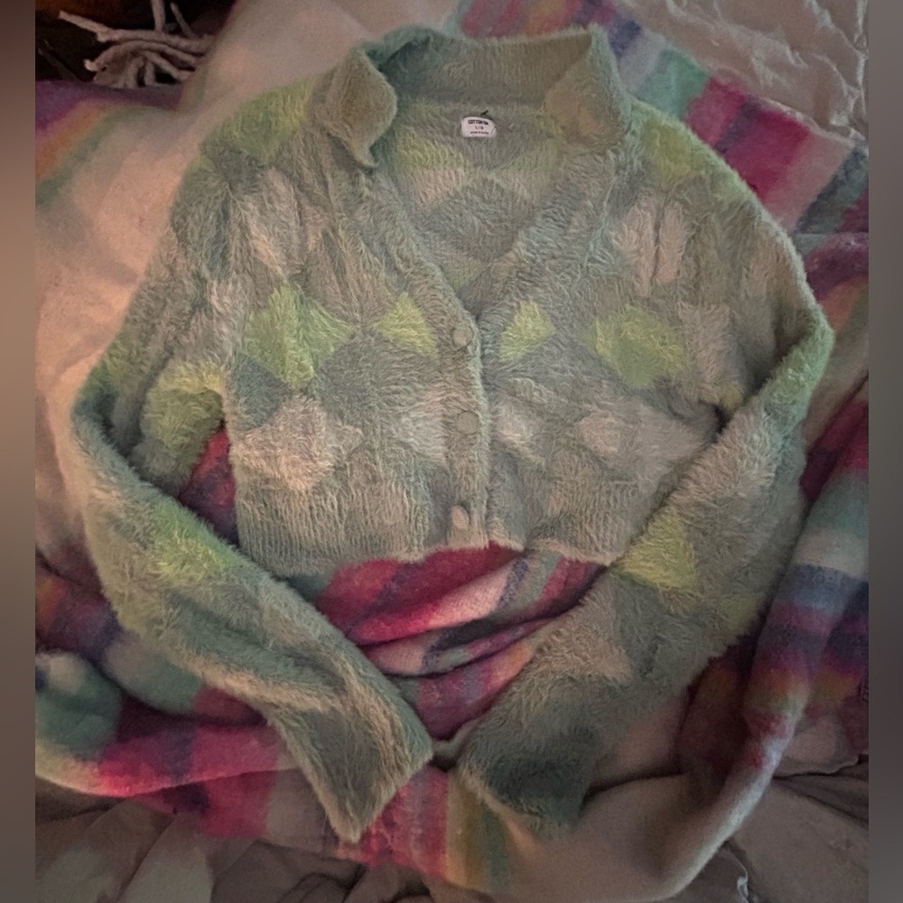 COTTON ON Super Fuzzy Soft Furry Sweater Cropped Argyle Preppy Size Large - Picture 5 of 8